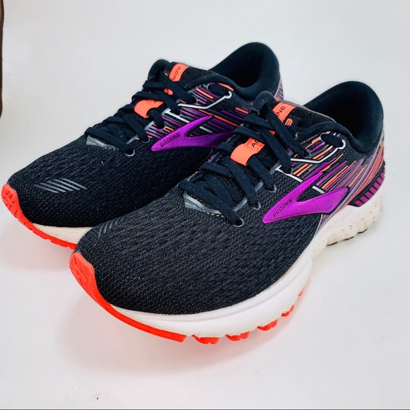 brooks adrenaline gts 19 size 7